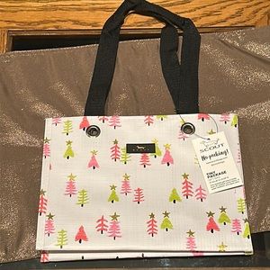 Scout reusable tote, NWT, Tiny Package Gift Bag in These Tree Kings pattern.